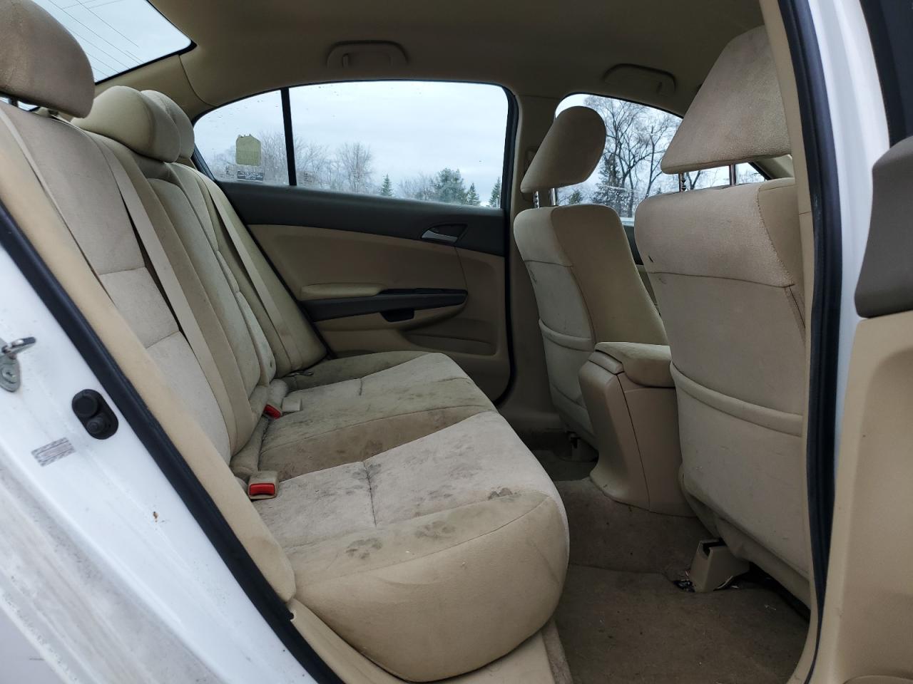 2010 Honda Accord - Image 10