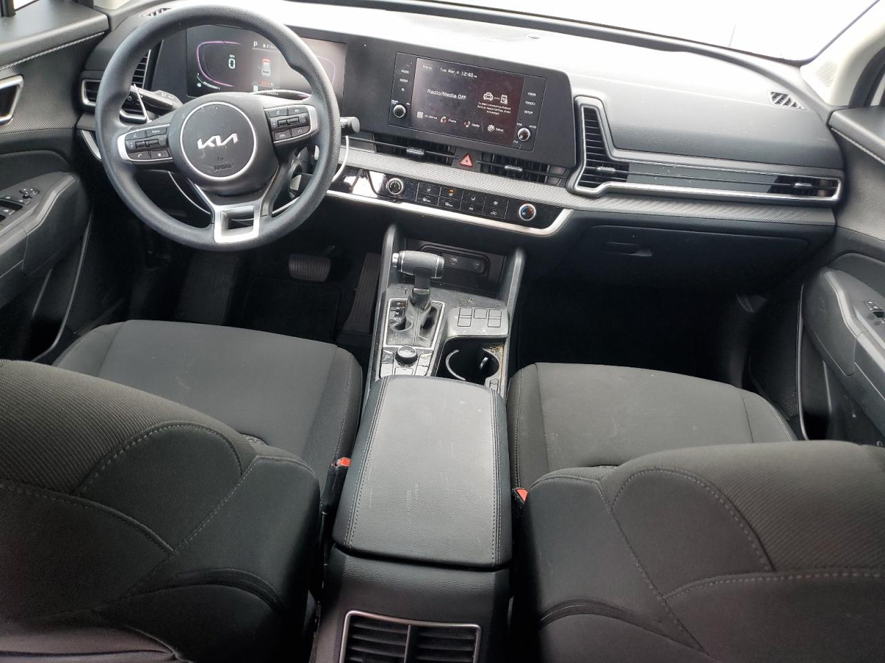 2023 Kia Sportage - Image 8
