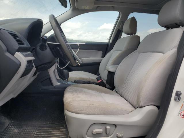Паркетники SUBARU FORESTER 2015 Белы