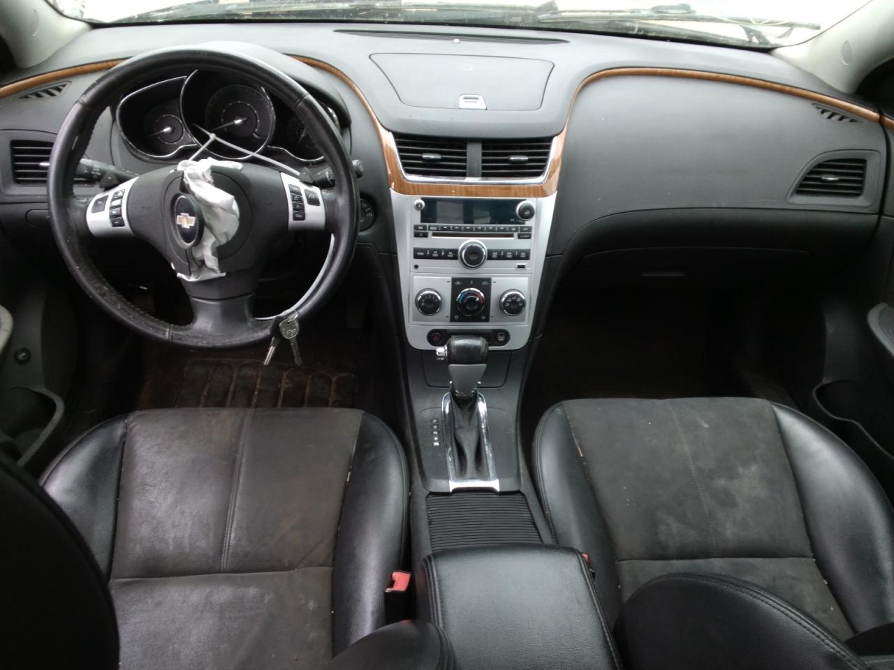 2010 Chevrolet Malibu - Image 8