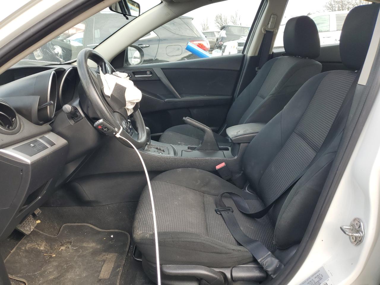 2013 Mazda 3 - Image 7