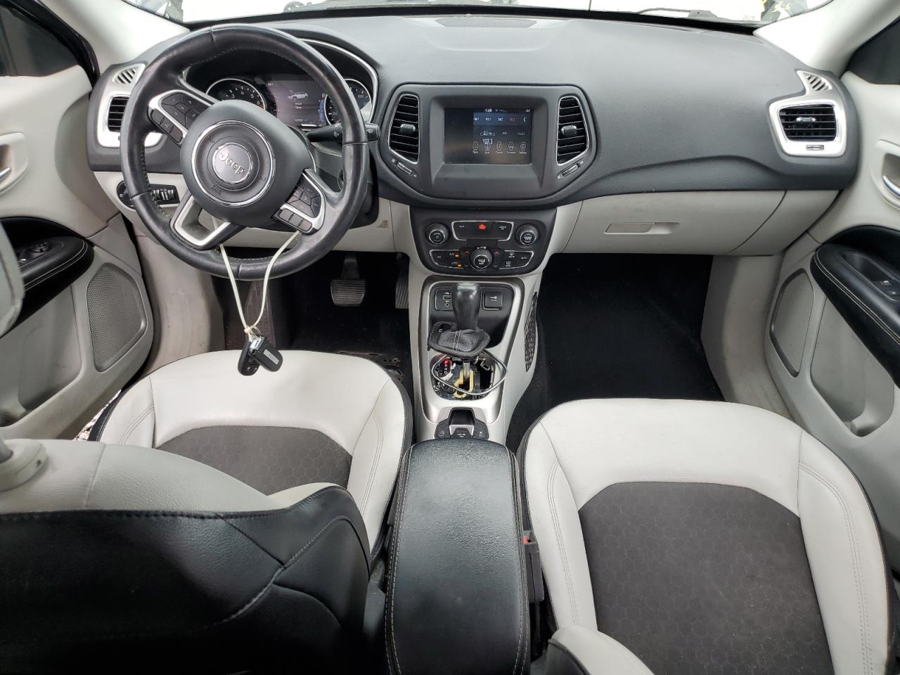 2019 Jeep Compass - Image 8