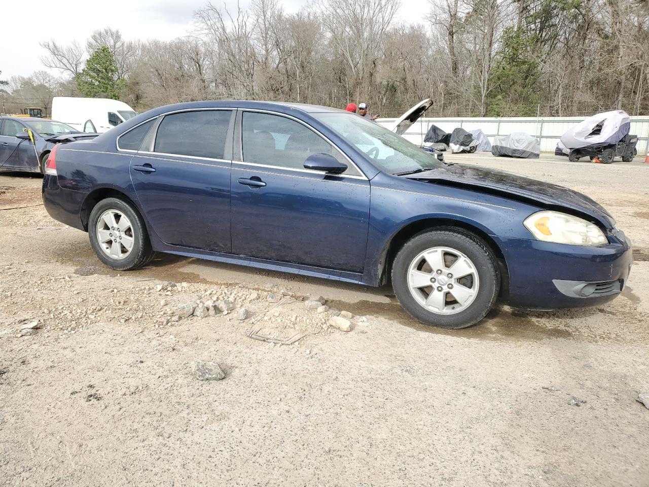 2010 Chevrolet Impala - Image 4