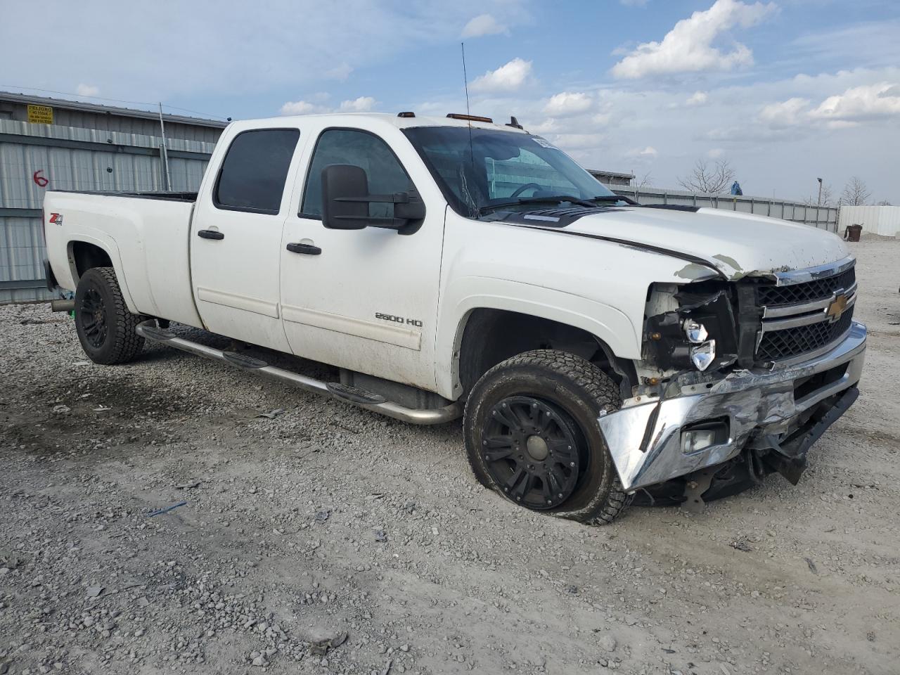 2012 Chevrolet Silverado - Image 4