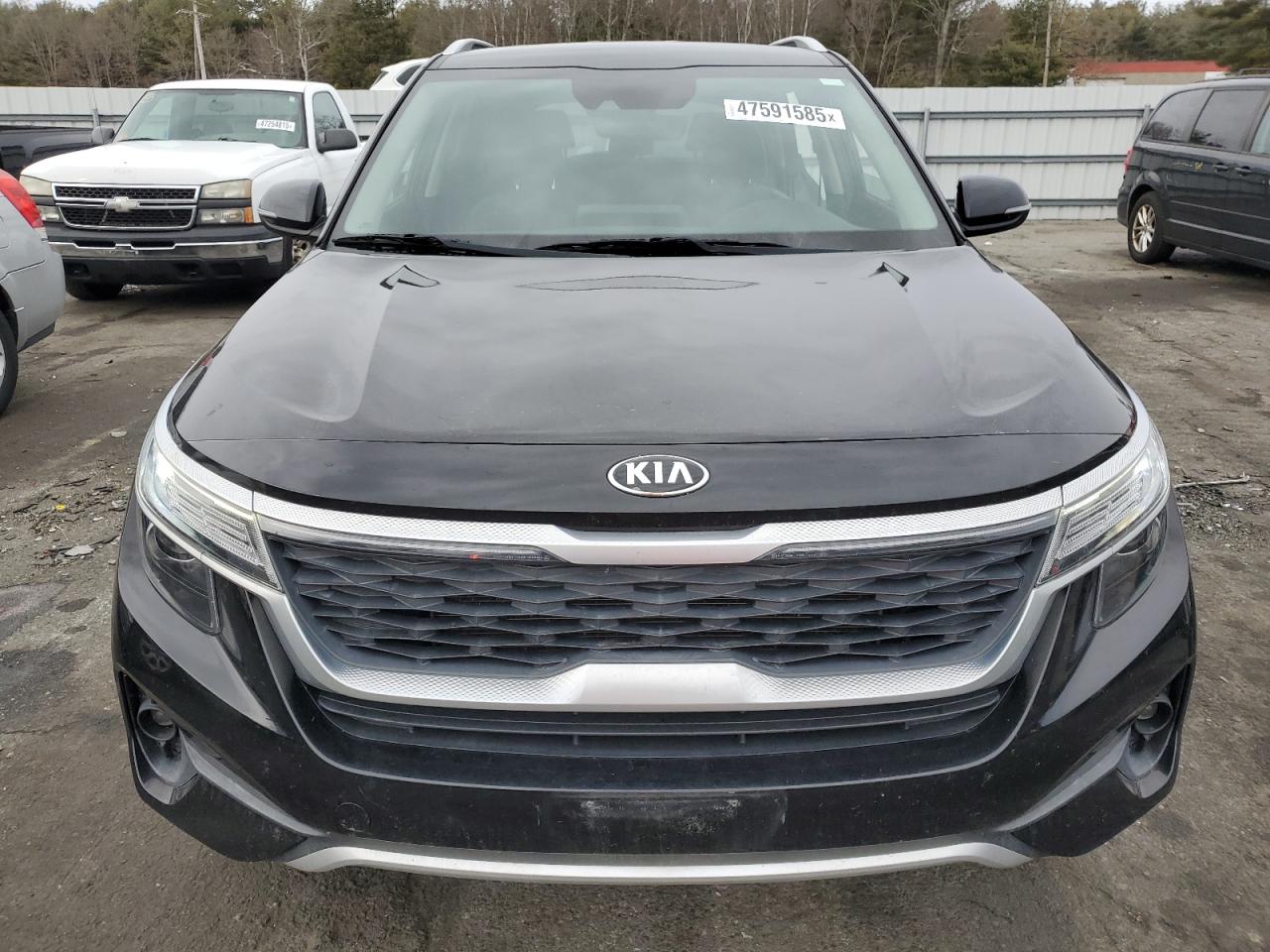 2021 Kia Seltos - Image 5