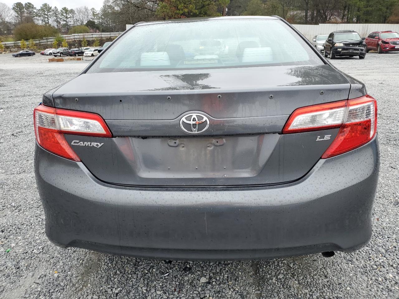 2014 Toyota Camry - Image 6