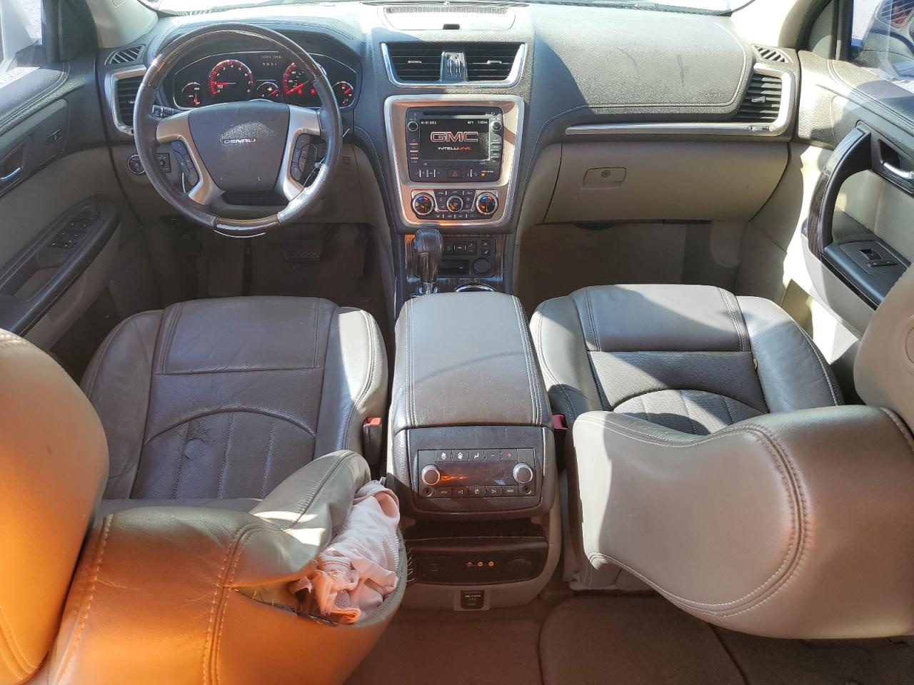 2014 GMC Acadia - Image 8