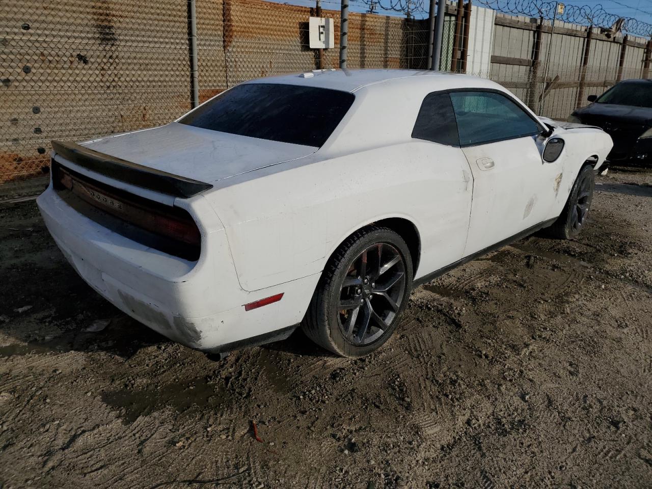 2010 Dodge Challenger - Image 3