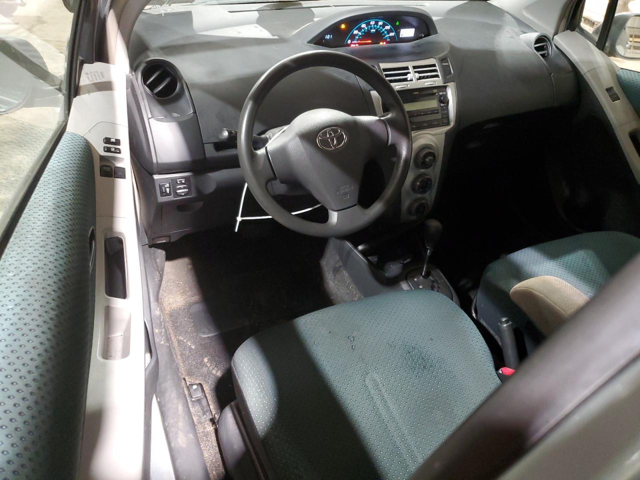 2008 Toyota Yaris - Image 8