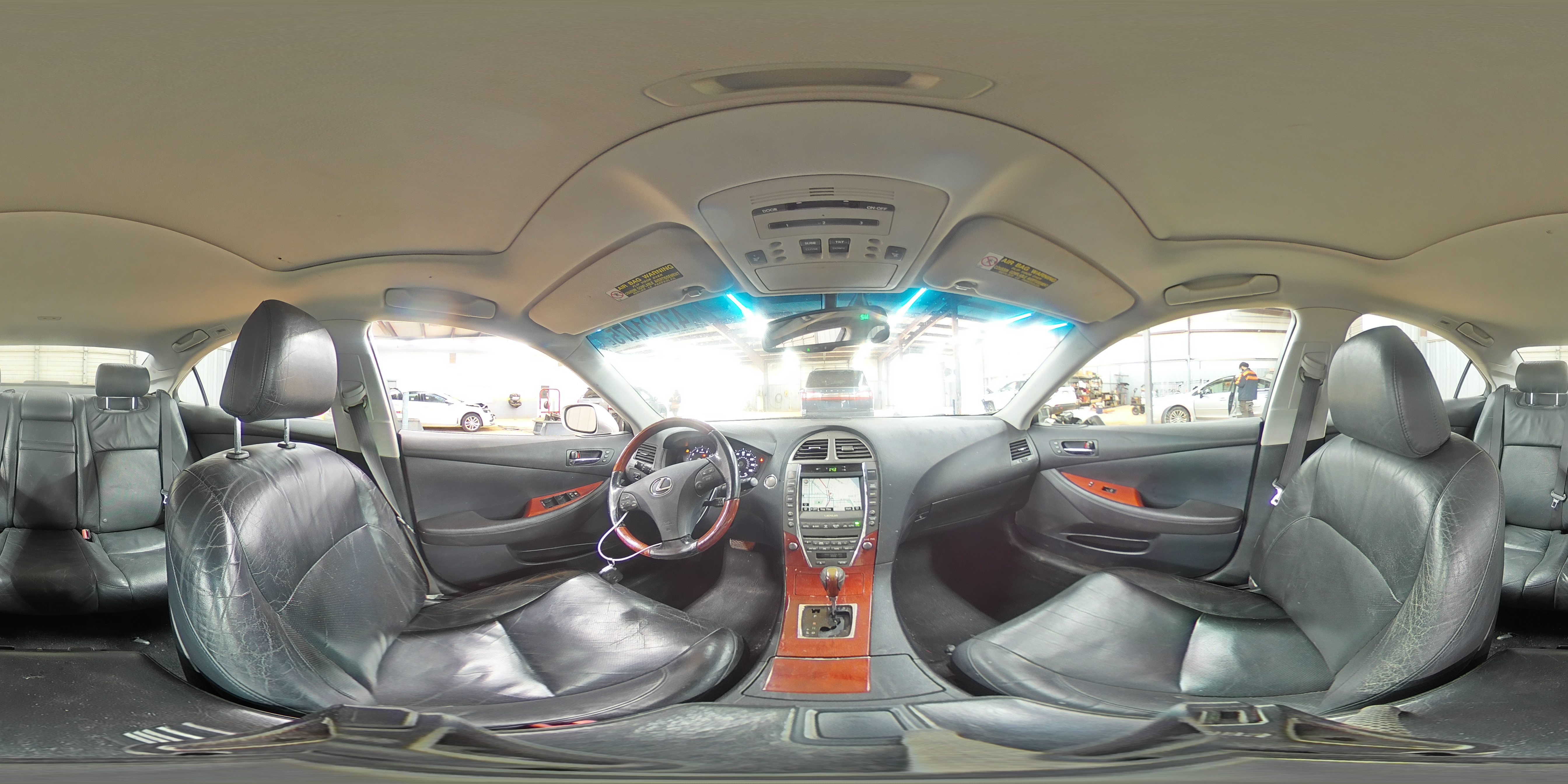 2009 Lexus ES - Image 13