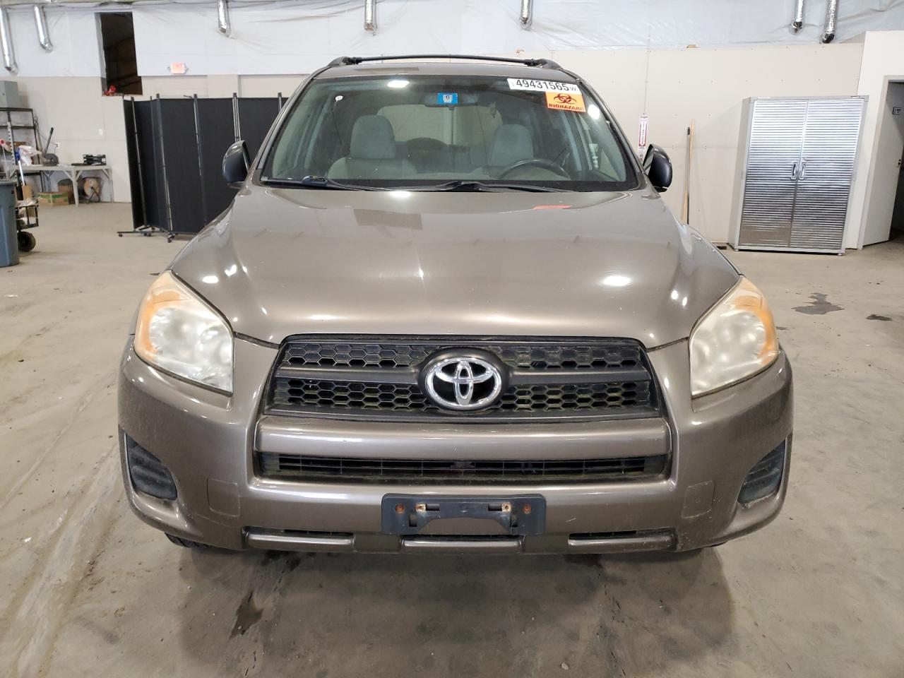2010 Toyota RAV 4 - Image 5