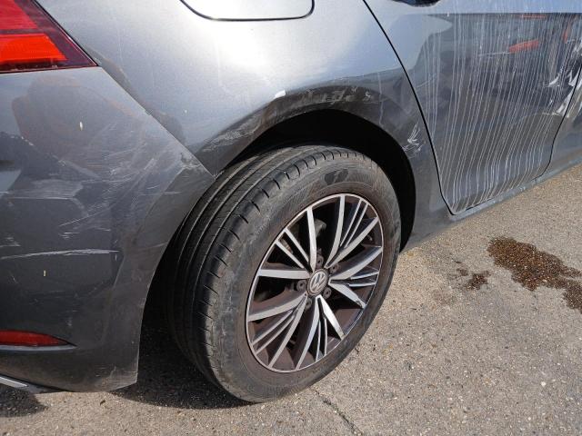 2018 VOLKSWAGEN GOLF SE NA
