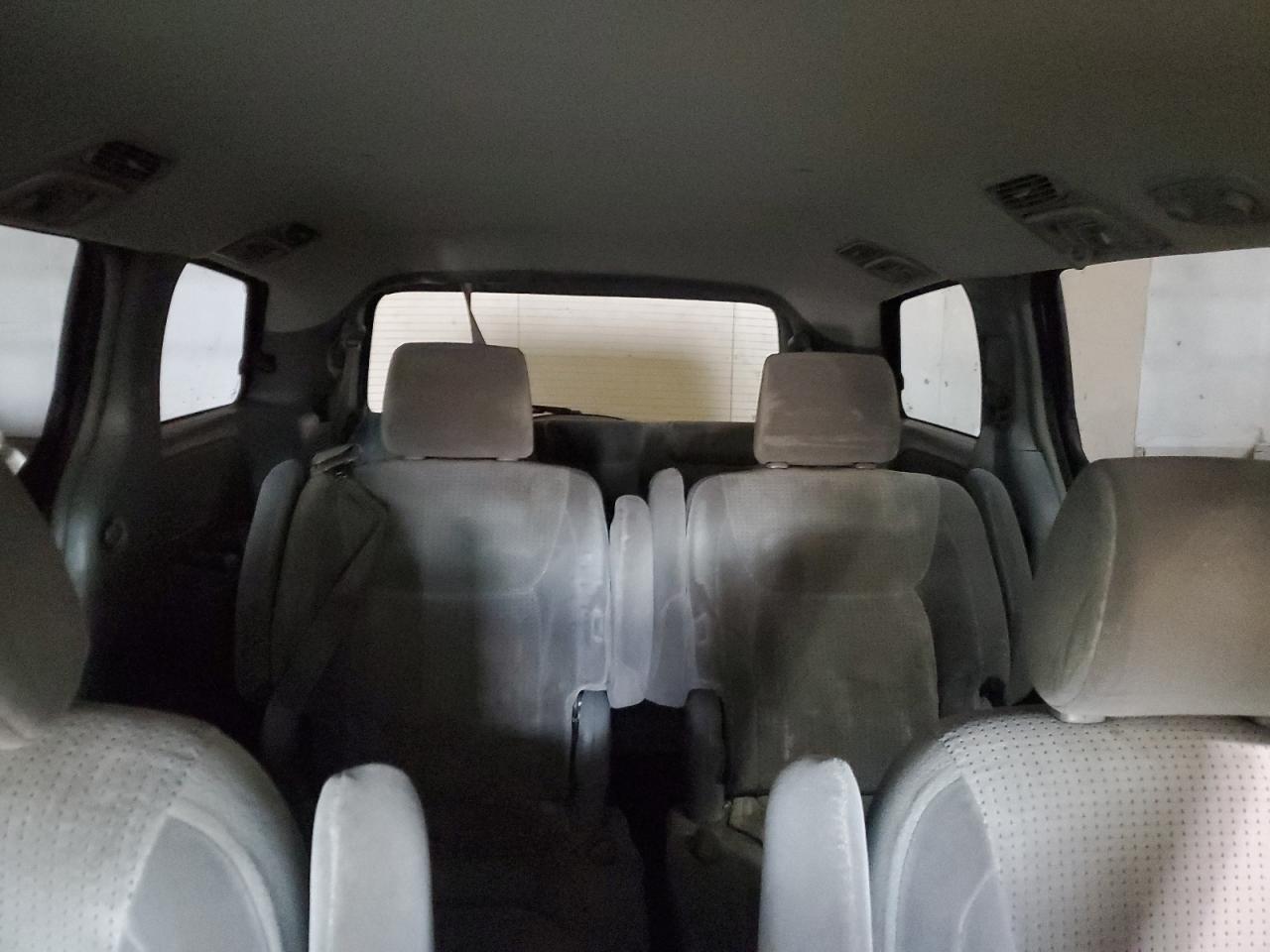 2008 Toyota Sienna - Image 10