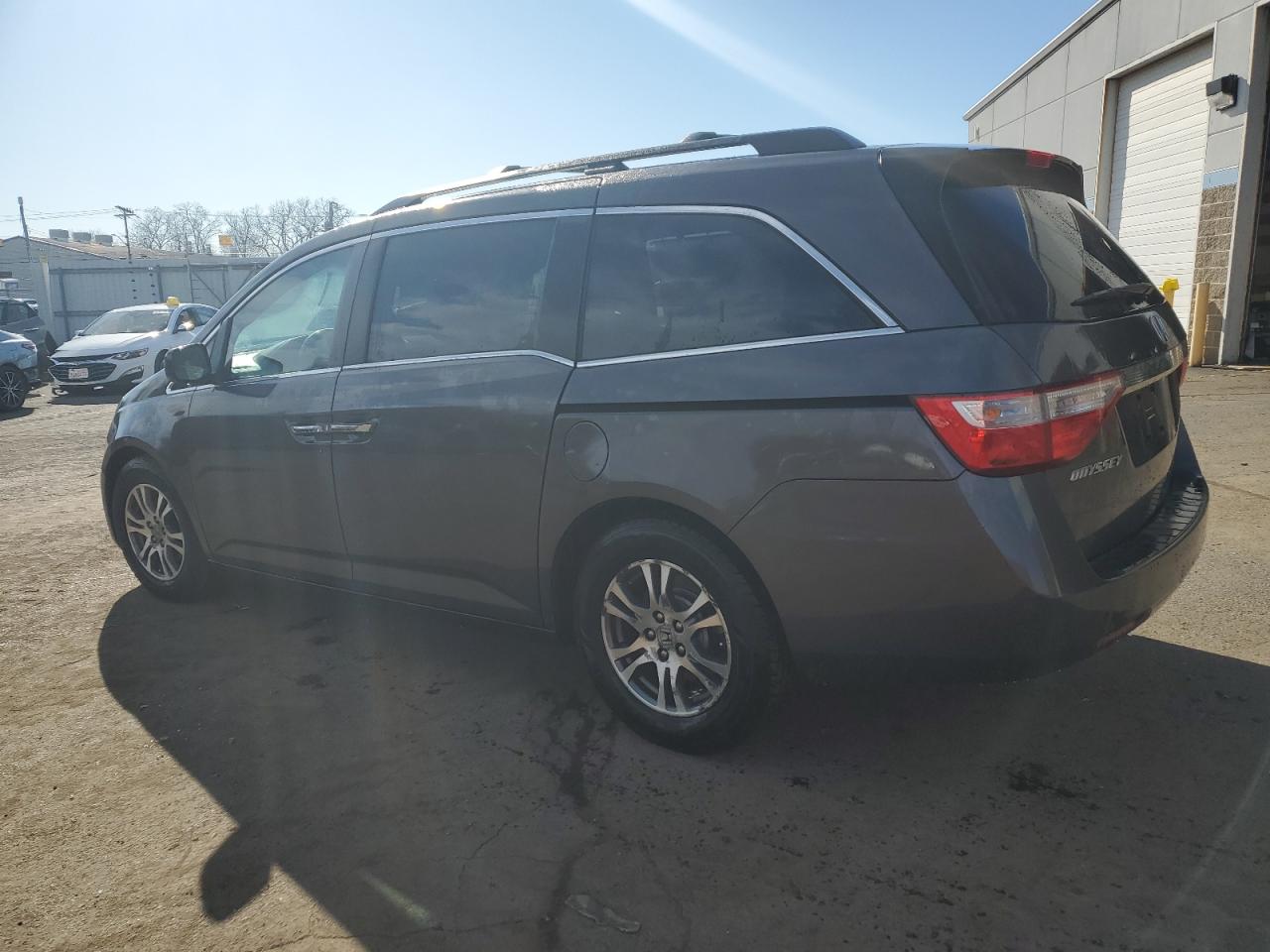 2013 Honda Odyssey - Image 2