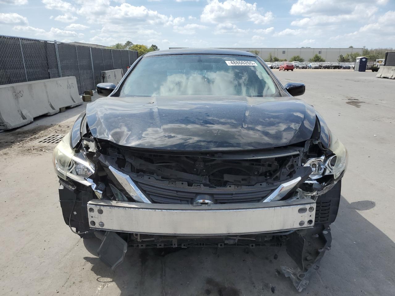 2016 Nissan Altima - Image 5