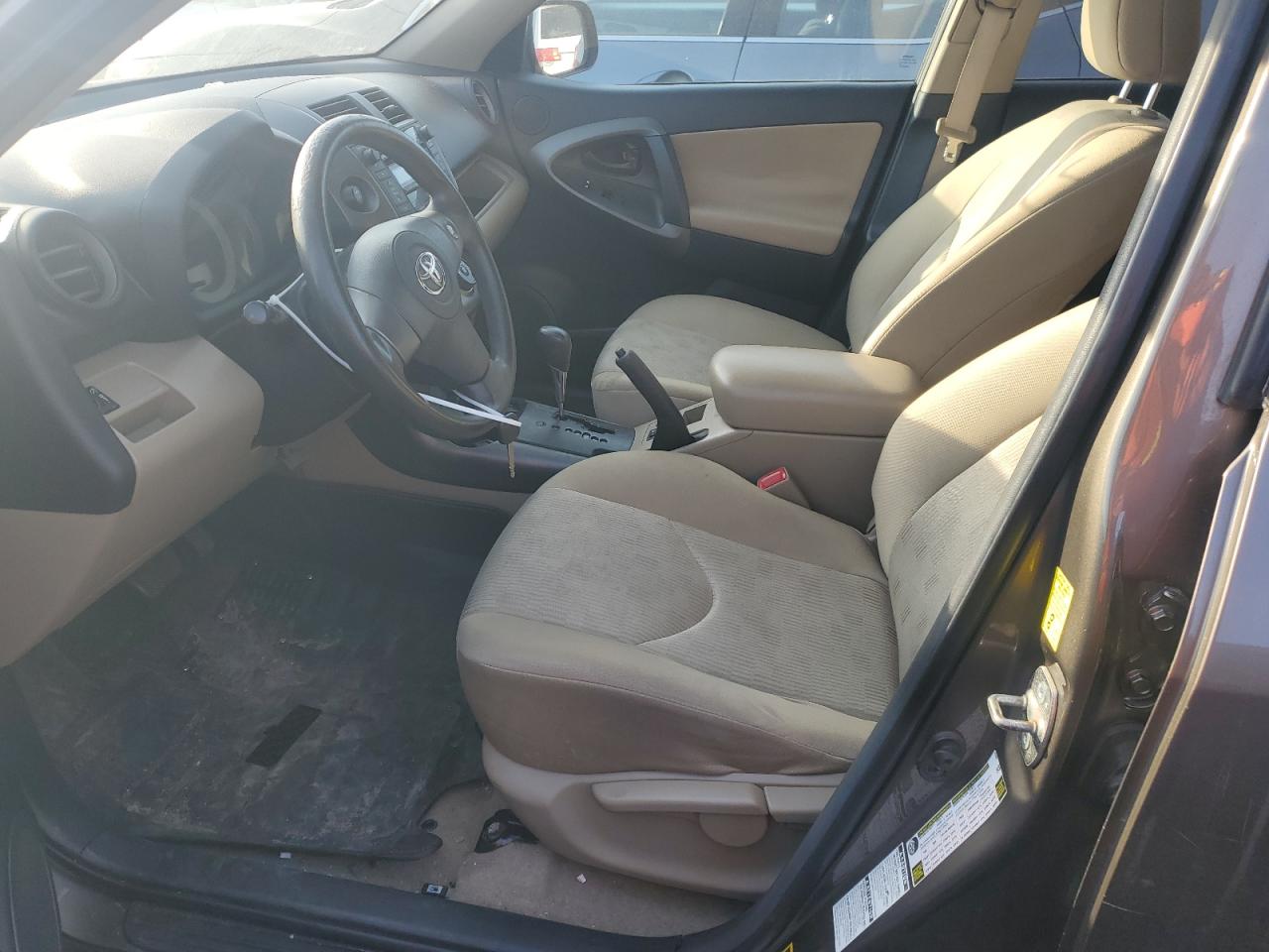 2010 Toyota RAV 4 - Image 7