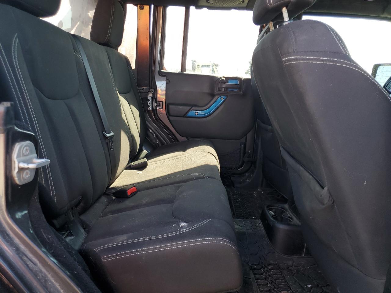 2014 Jeep Wrangler - Image 11
