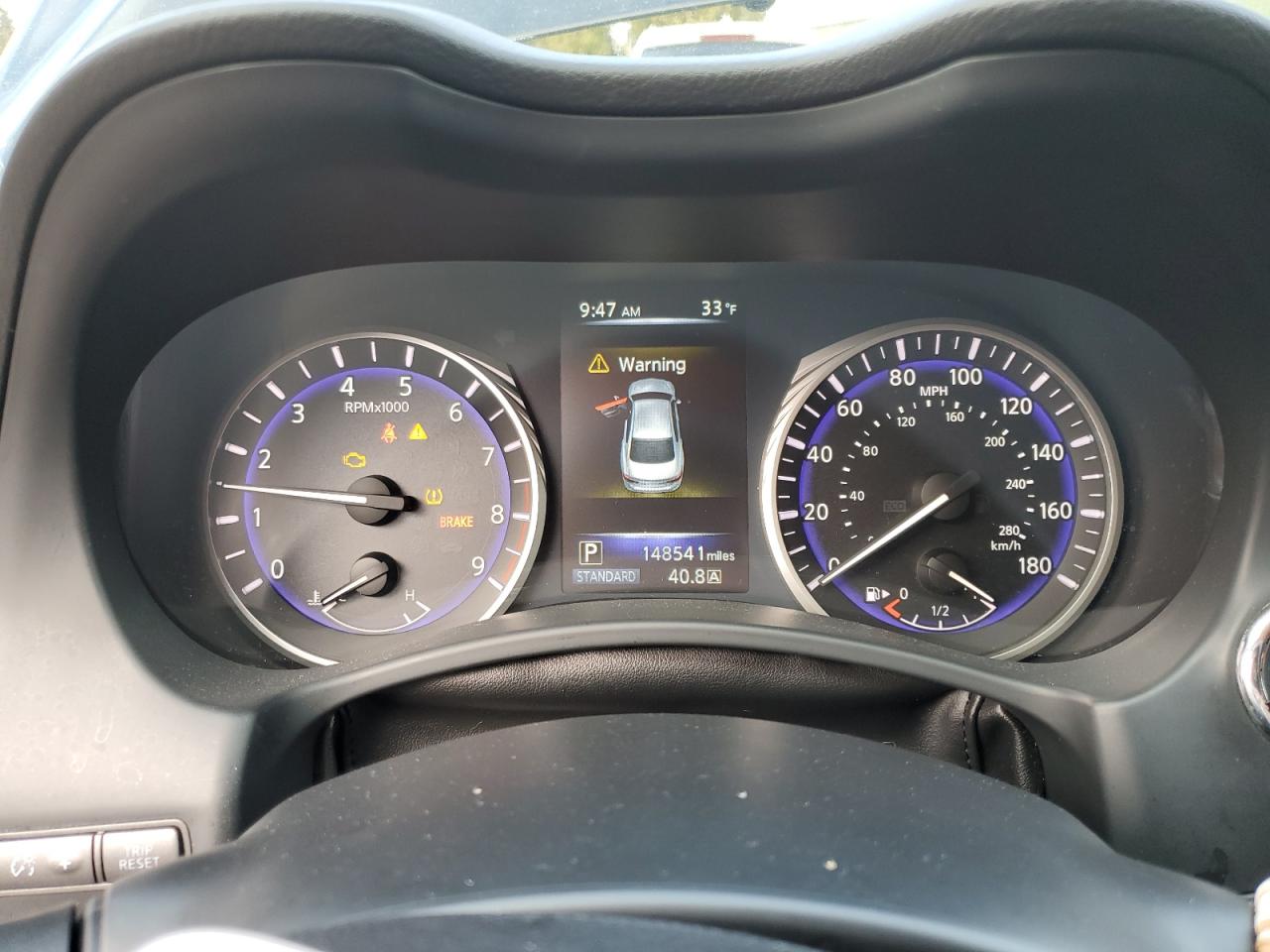 2015 Infiniti Q50 - Image 9