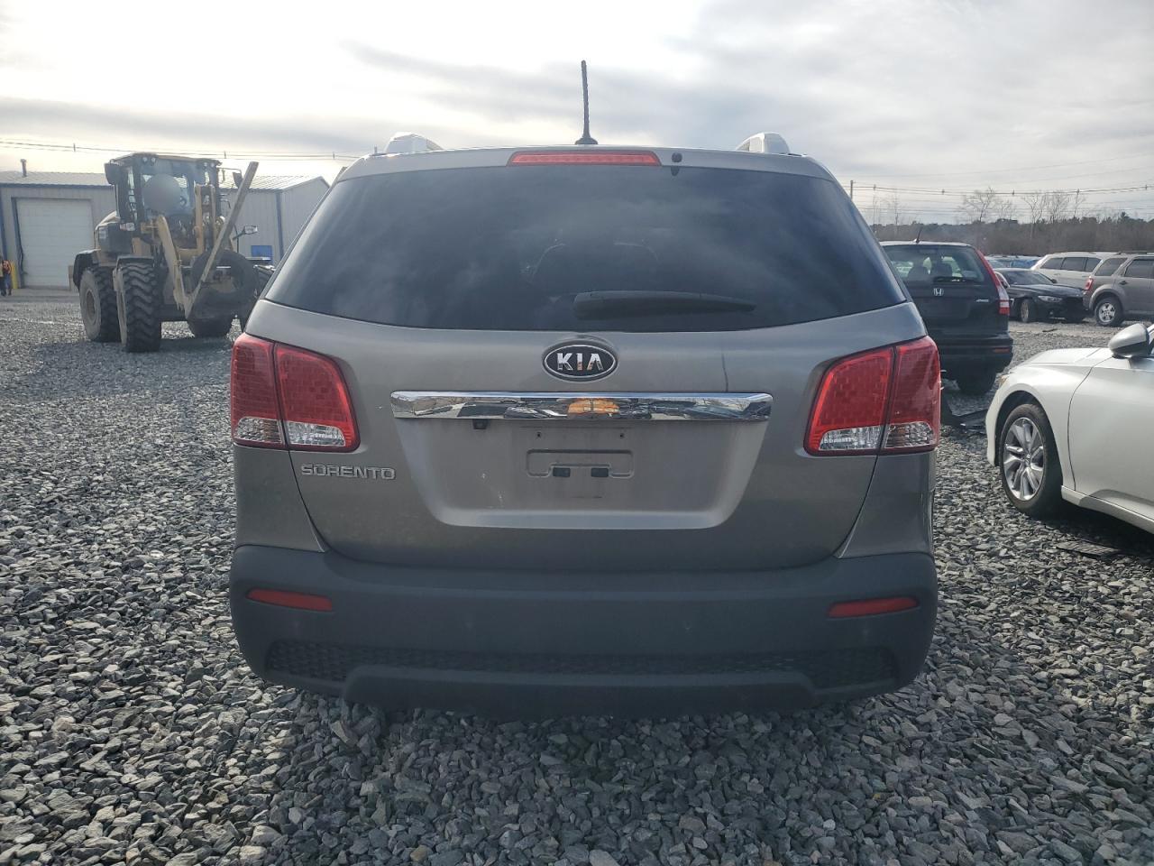 2011 Kia Sorento - Image 6