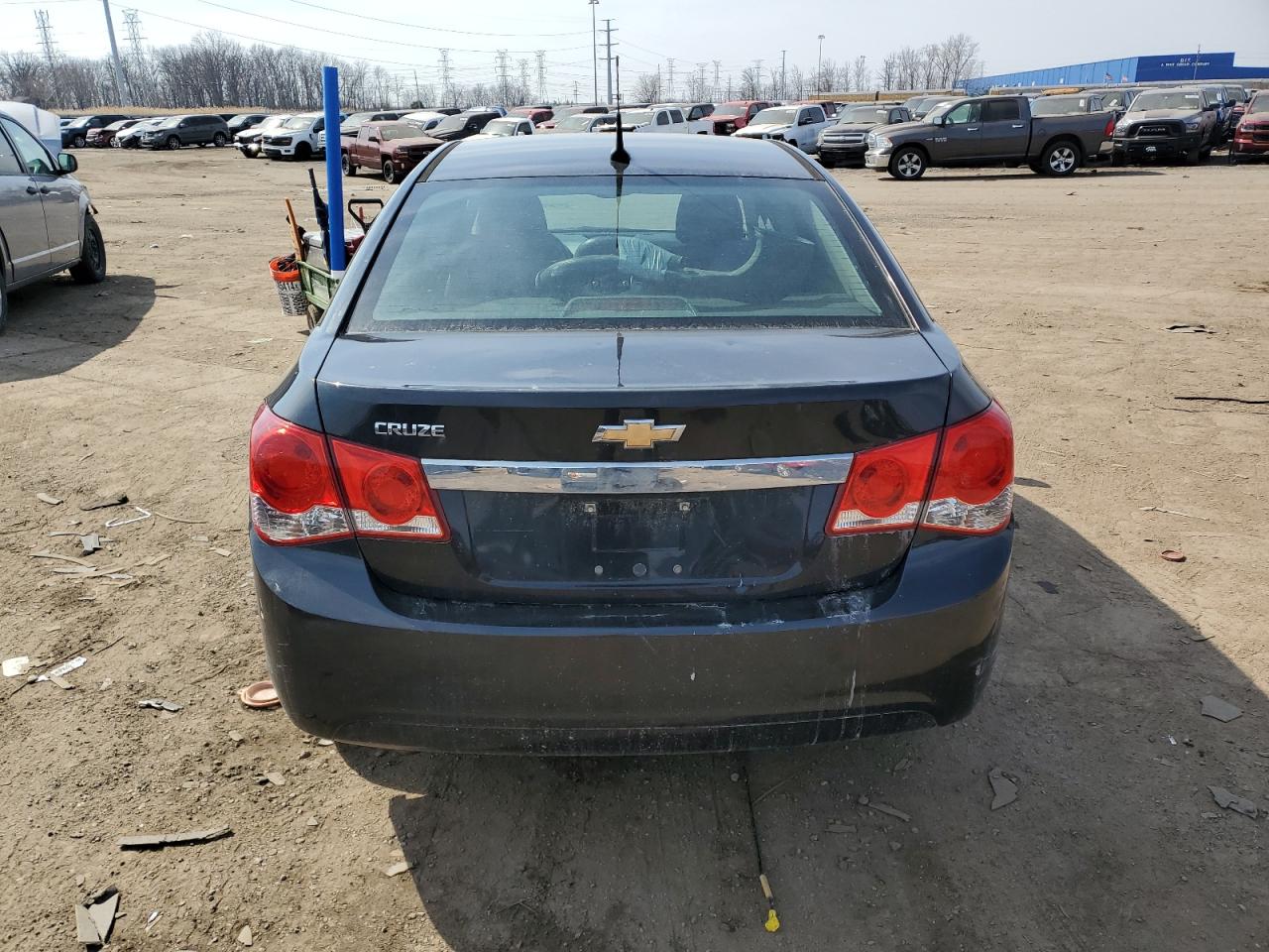 2013 Chevrolet Cruze - Image 6