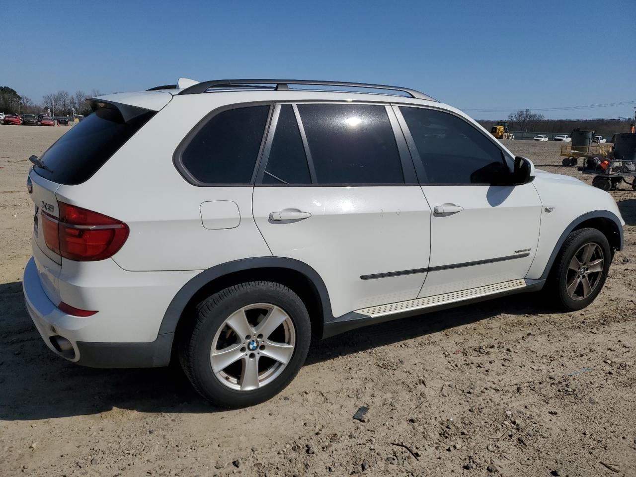 2011 BMW X5 - Image 3