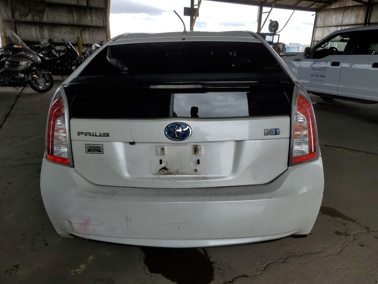 2013 Toyota Prius - Image 6