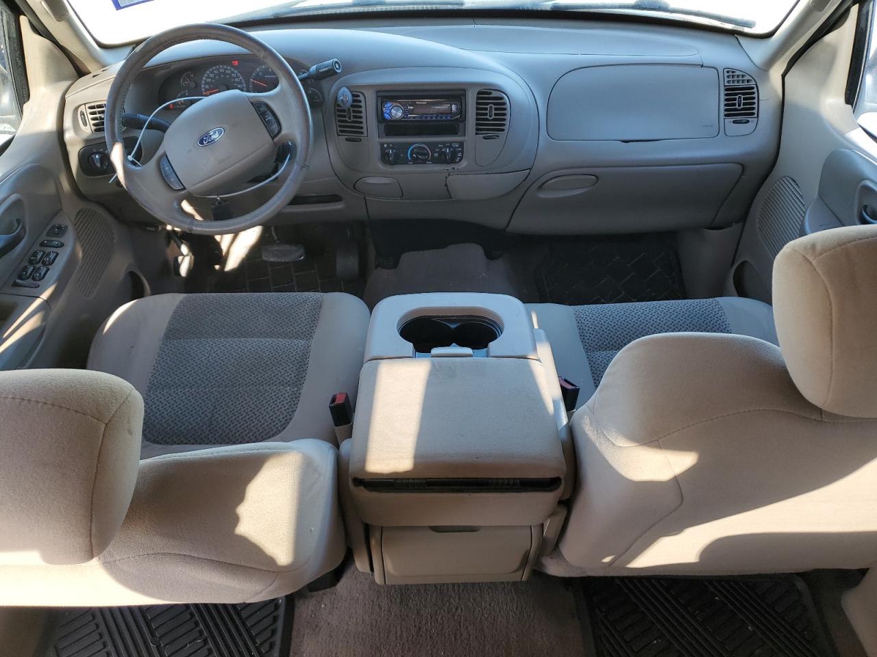 2003 Ford F-150 - Image 8