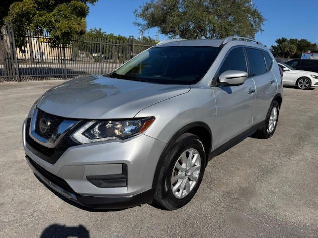 2020 Nissan Rogue S for Sale in Opa Locka, FL - Minor Dent/Scratches