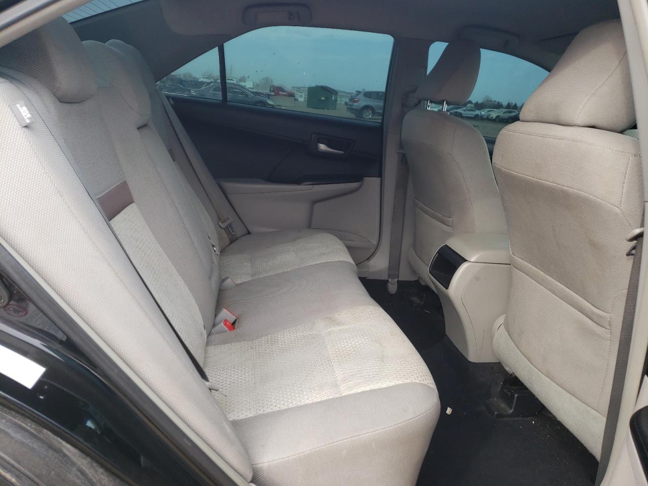 2014 Toyota Camry - Image 10