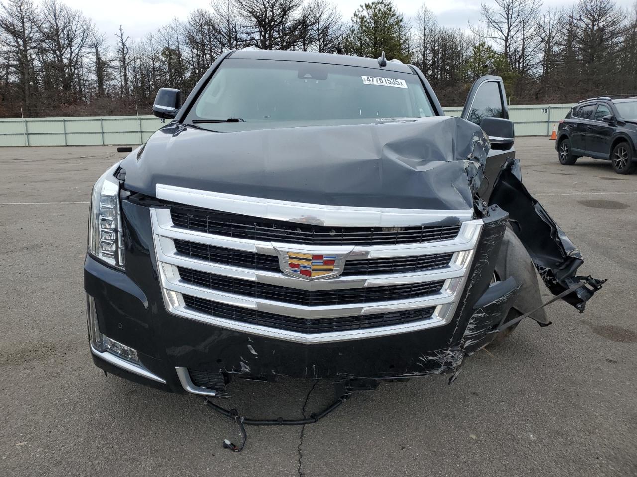 2018 Cadillac Escalade - Image 5