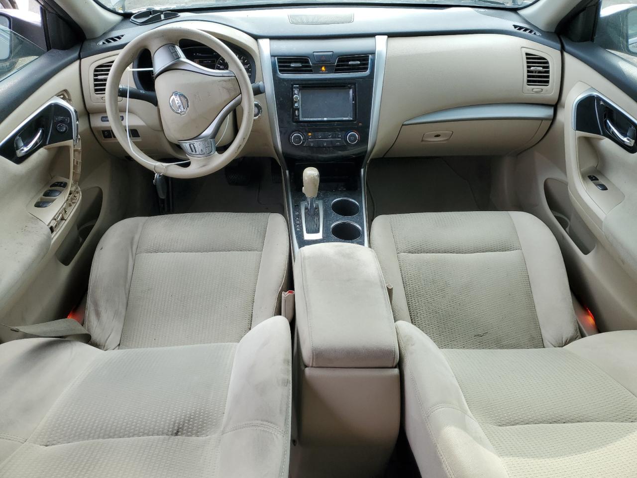 2014 Nissan Altima - Image 8