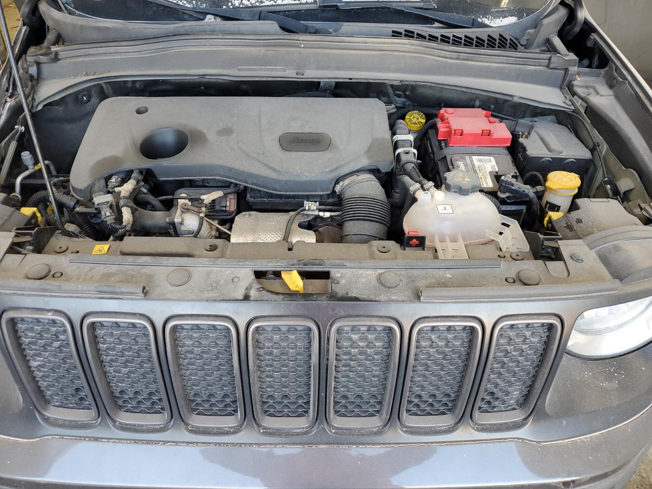 2019 Jeep Renegade - Image 12