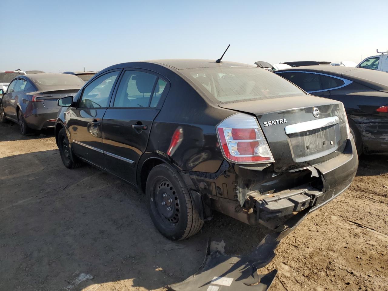 2010 Nissan Sentra - Image 2