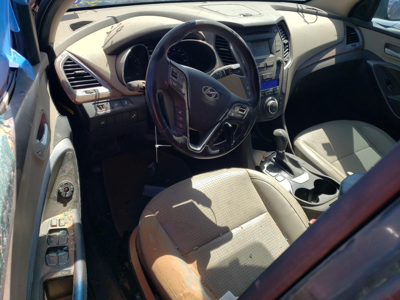 2014 Hyundai Santa Fe - Image 8