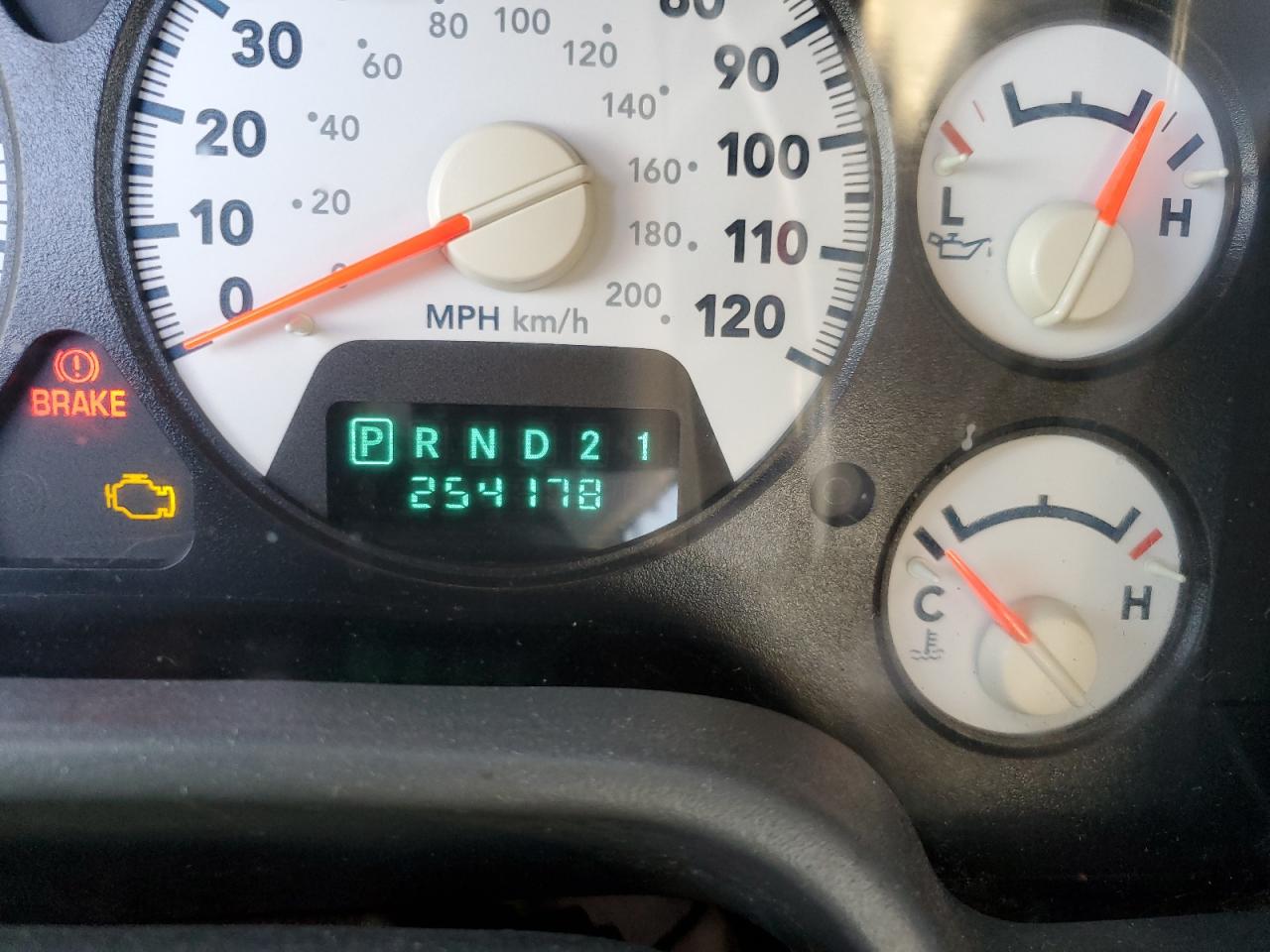 2006 Dodge RAM - Image 9
