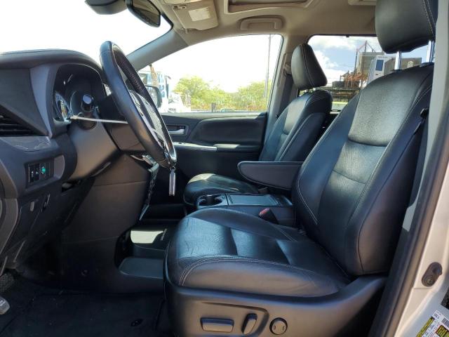  TOYOTA SIENNA 2020 Srebrny