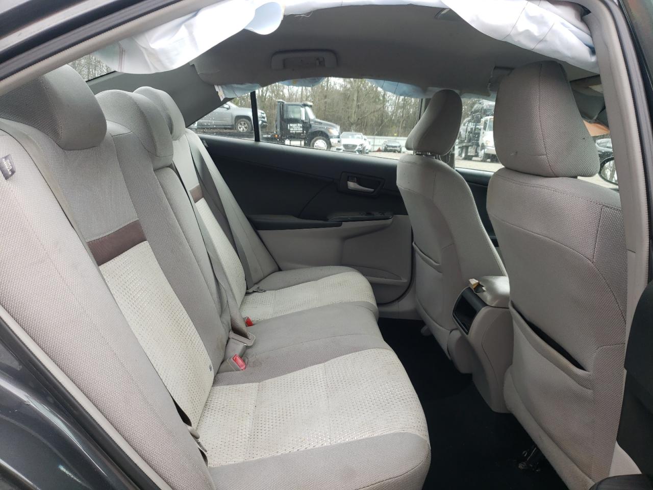 2012 Toyota Camry - Image 10
