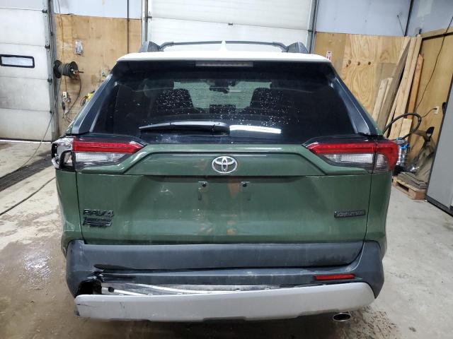  TOYOTA RAV4 2024 Зеленый