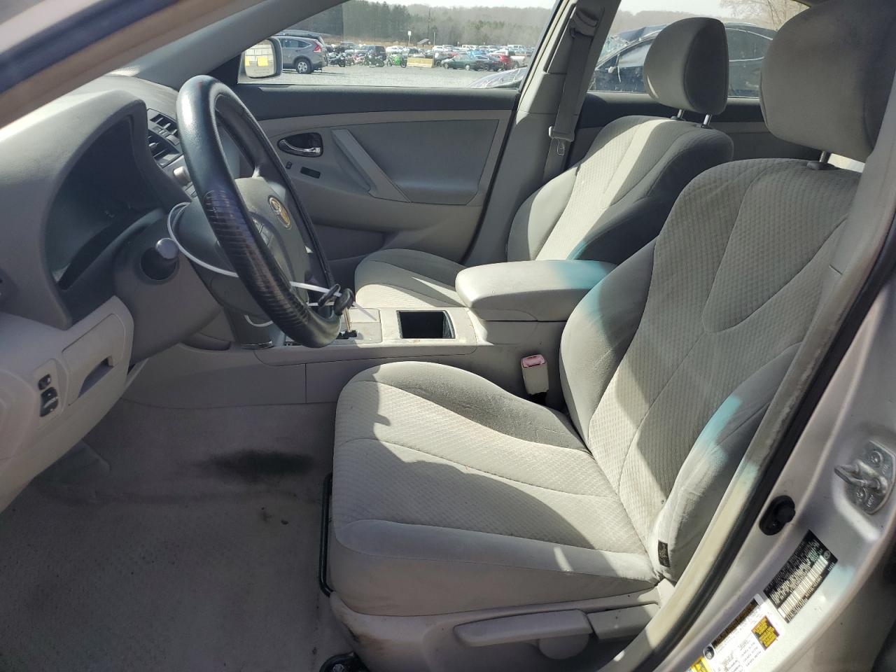 2009 Toyota Camry - Image 7