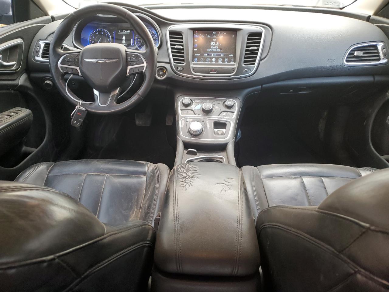 2017 Chrysler 200 - Image 8