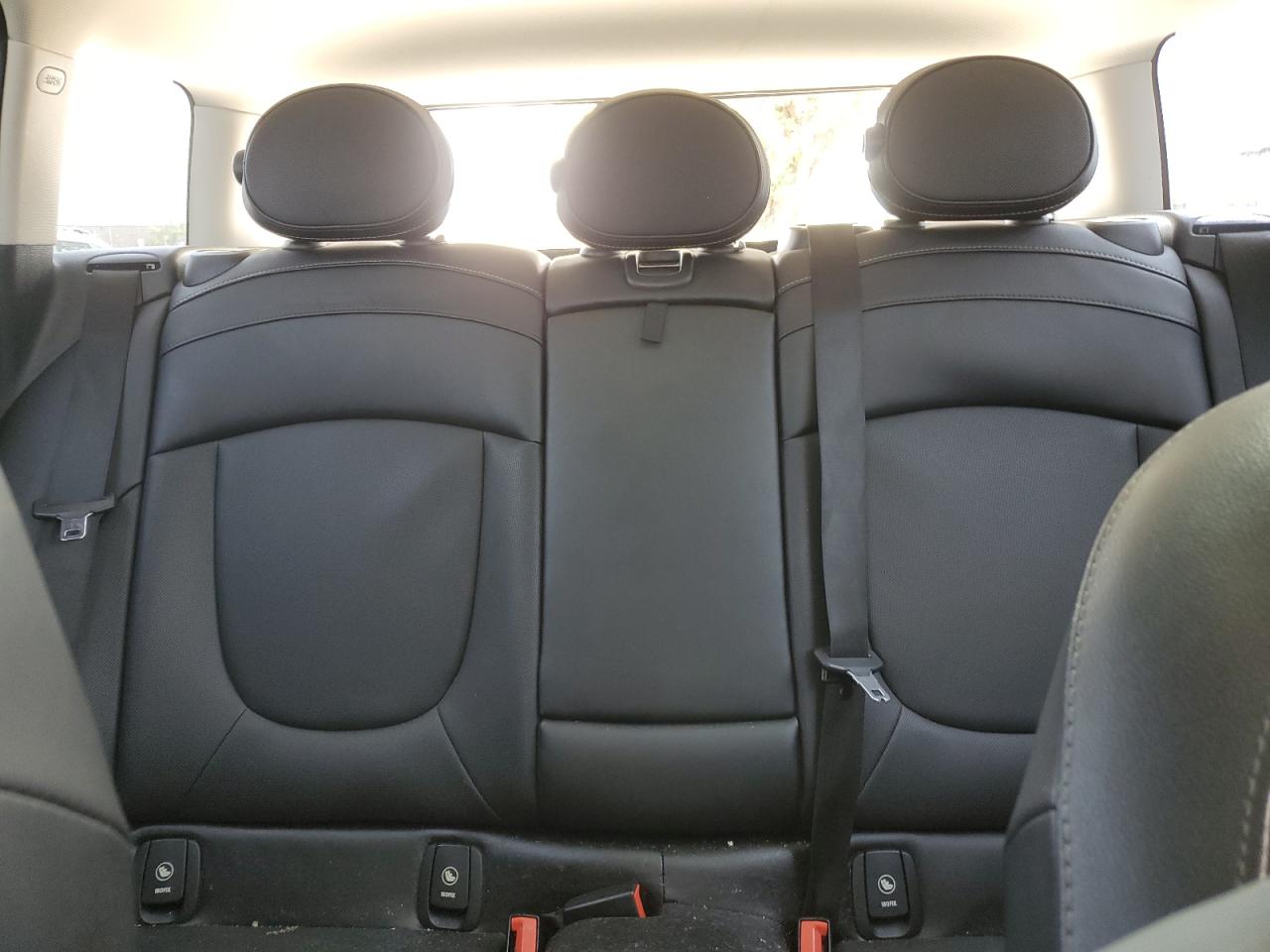 2016 MINI Cooper - Image 10