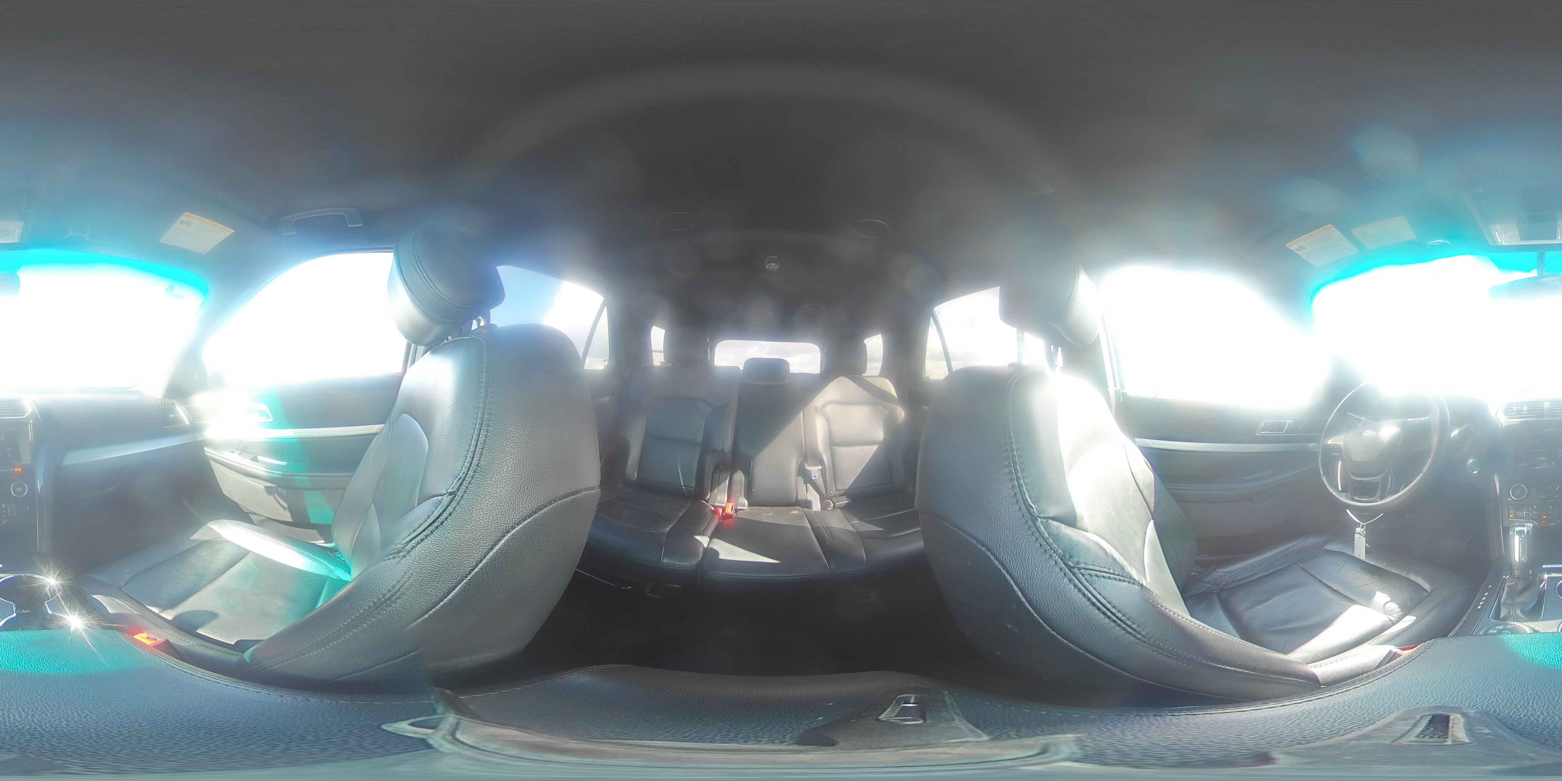 2016 Ford Explorer - Image 13