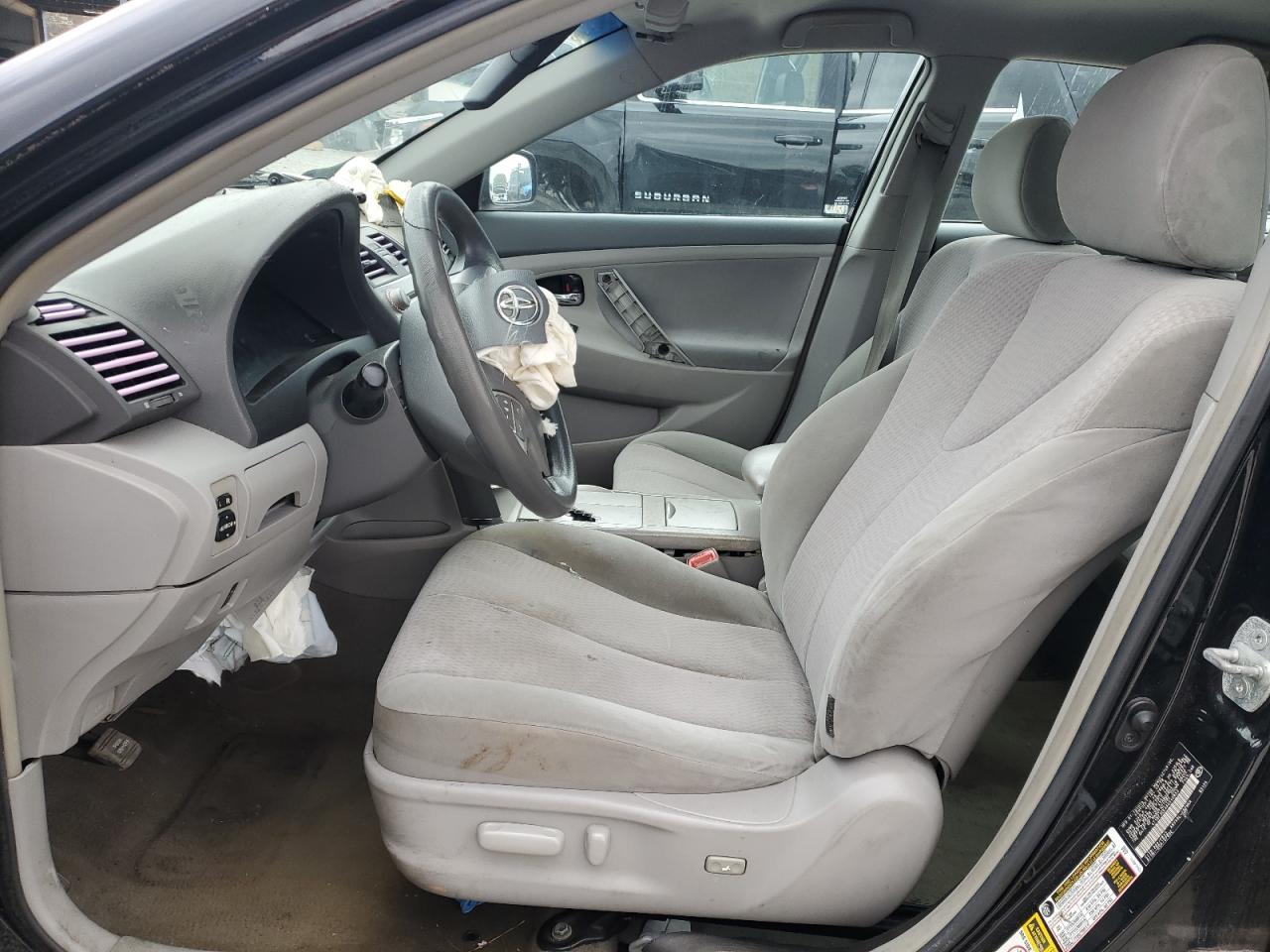 2010 Toyota Camry - Image 7