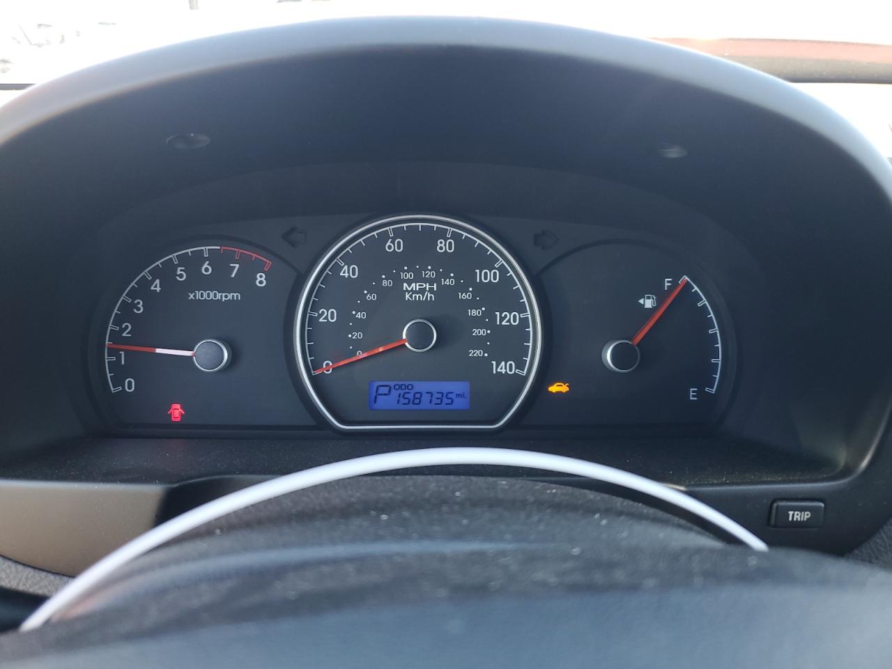 2010 Hyundai Elantra - Image 9