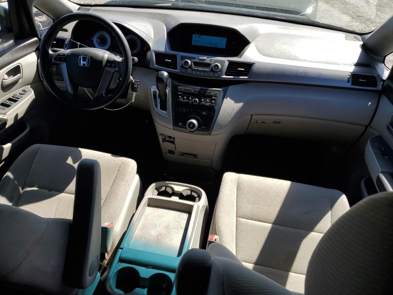 2011 Honda Odyssey - Image 8