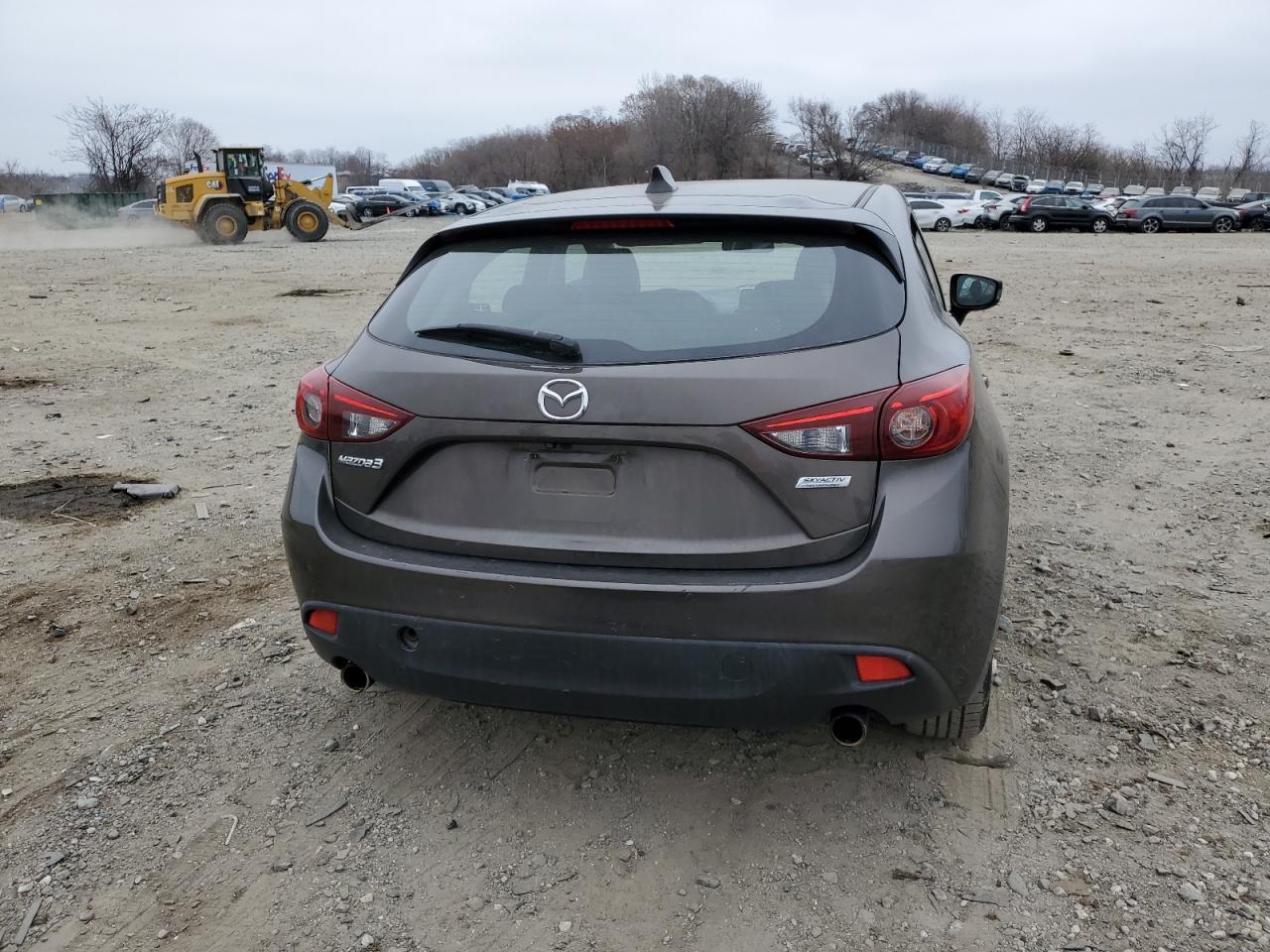 2014 Mazda 3 - Image 6