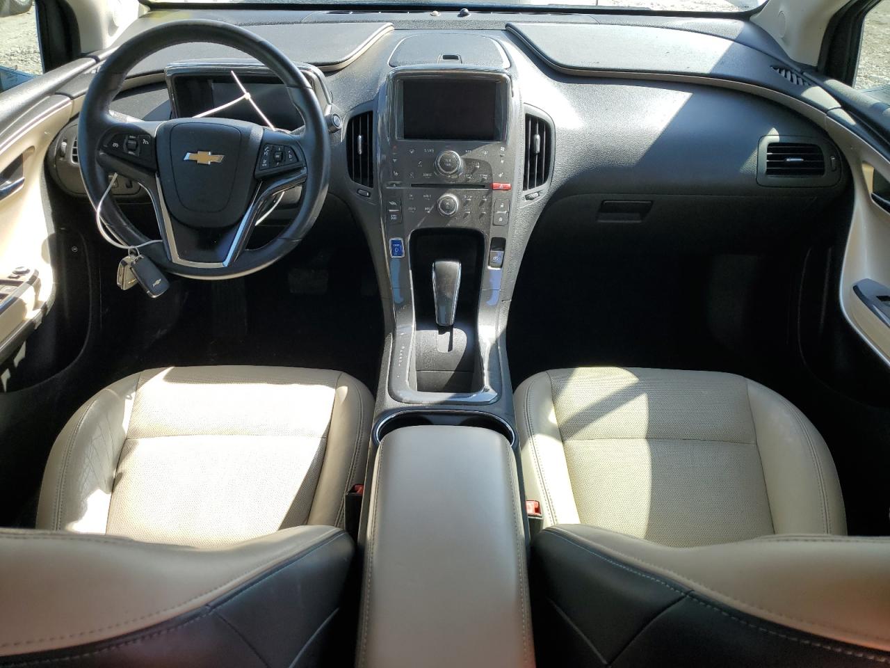 2012 Chevrolet Volt - Image 8