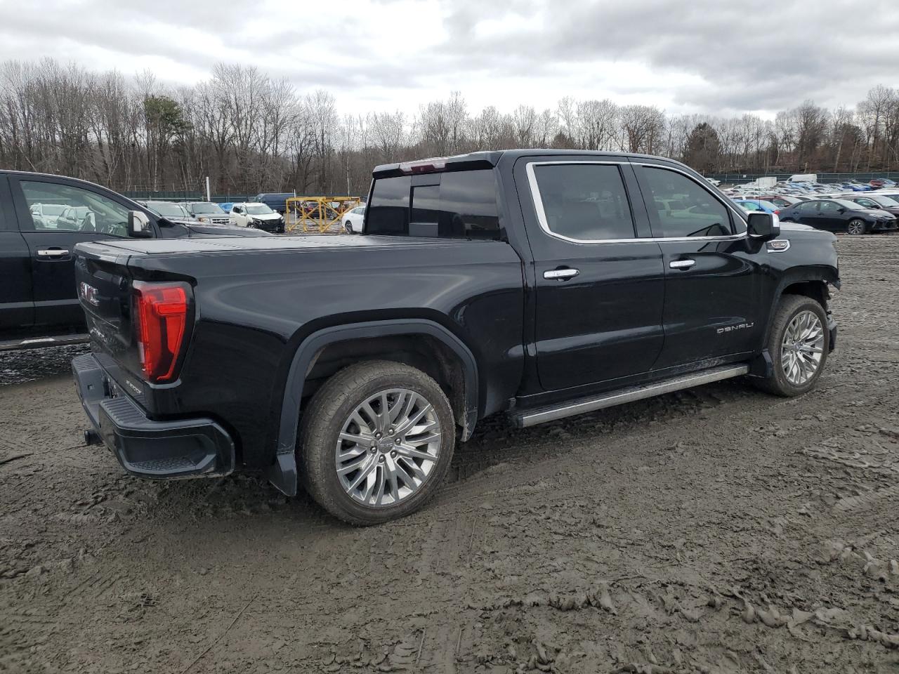 2019 GMC Sierra - Image 3