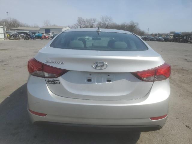  HYUNDAI ELANTRA 2015 Srebrny