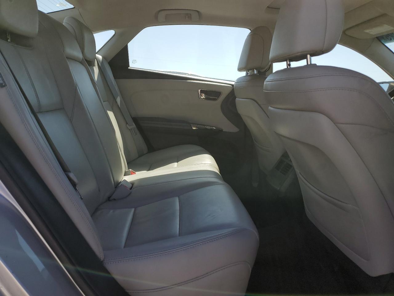 2014 Toyota Avalon - Image 10